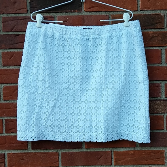 GAP Dresses & Skirts - GAP Eyelet skirt (4 for $20)